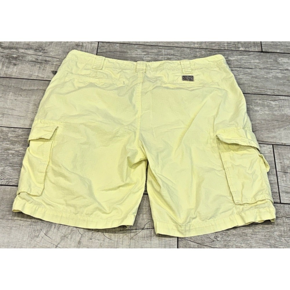 Vtg Nautica‎ Men's Pale Yellow Cargo Shorts Size 40 Beachy Coastal Preppy Golf